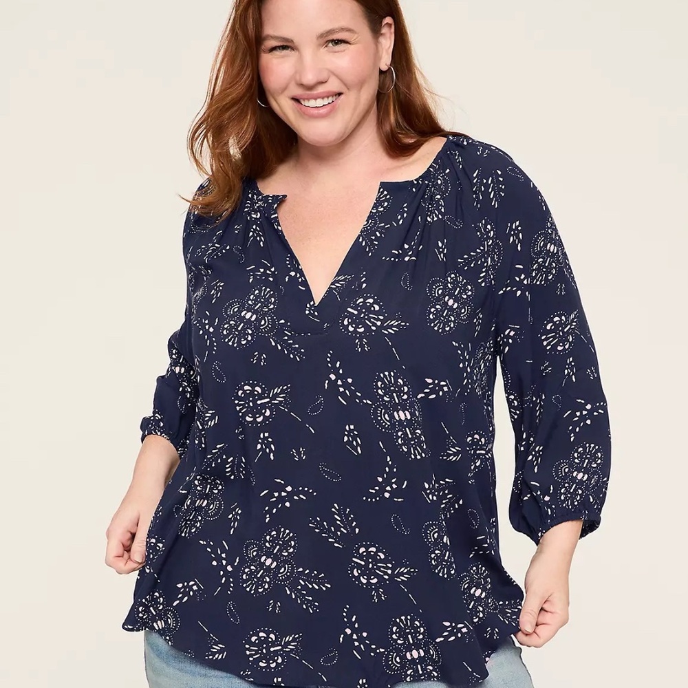 👚 Navy & Pale Pink Floral Challis Popover – Plus Size 👚